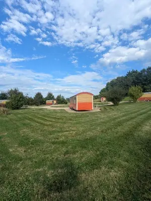Paysage naturel près de la tente de luxe