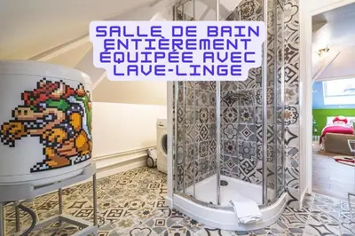Salle de bains dans l'établissement ExploreReims - studio magique proche gare et centre