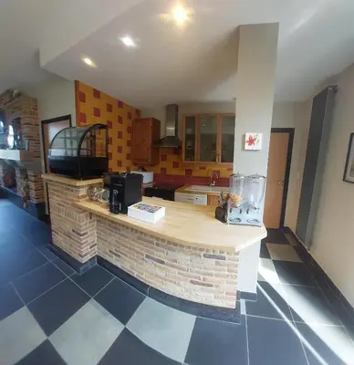 Cuisine ou kitchenette dans l'établissement La Forge De Labbaye