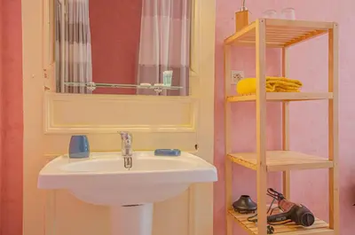 Salle de bains dans l'établissement Parenthese