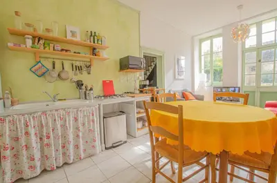 Cuisine ou kitchenette dans l'établissement Parenthese