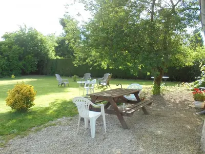 Jardin de l'établissement Le gite du passage