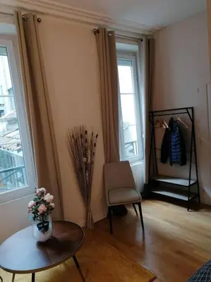 Coin salon dans l'établissement Apppartement des sacres de reims