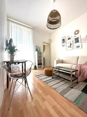 Coin salon dans l'établissement La Petite Rémoise - Hyper Centre