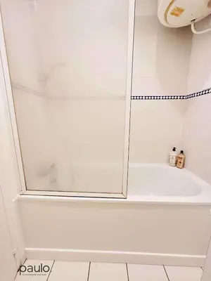 Salle de bains dans l'établissement Studio chaleureux