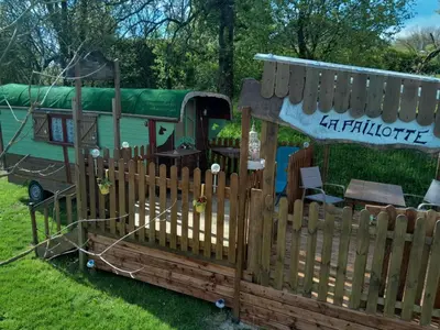 Jardin de l'établissement La tiote roulotte