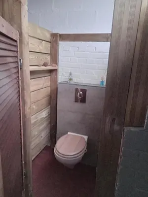 Salle de bains dans l'établissement La tiote roulotte