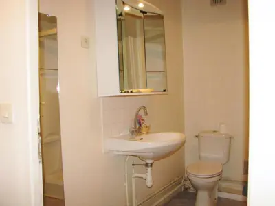 Salle de bains dans l'établissement Le petit gite
