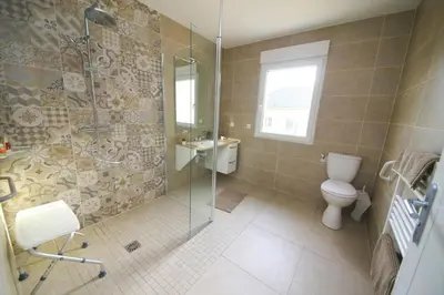 Salle de bains dans l'établissement Bellodge