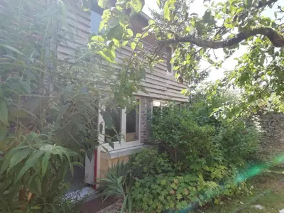 Jardin de l'établissement La Hulottière-Gîte La Grange