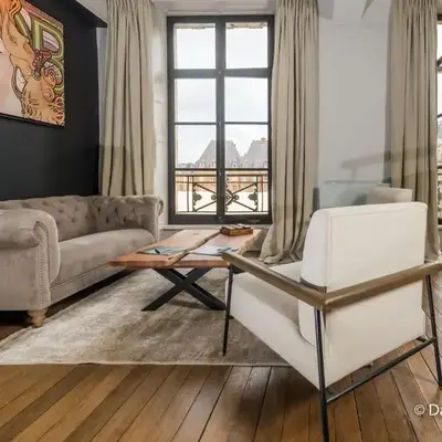 Suites MANA - Cupidon avec superbe vue Place Ducale Parking inclus