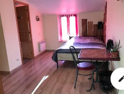 Un ou plusieurs lits dans un hébergement de l'établissement Chez Franck et Sandra, plein centre ville , 2eme étage