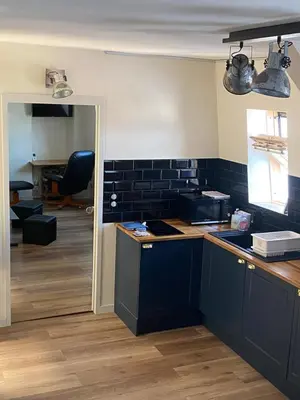 Cuisine ou kitchenette dans l'établissement Duplex hammam au pied de la Cathédrale avec vue