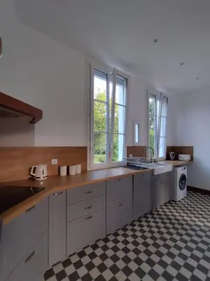 Cuisine ou kitchenette dans l'établissement Domaine de Beaucamp