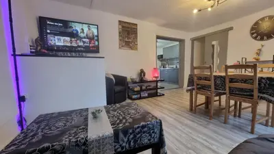 Télévision ou salle de divertissement dans l'établissement Appartement Rethel - Netflix - Marc & cécile