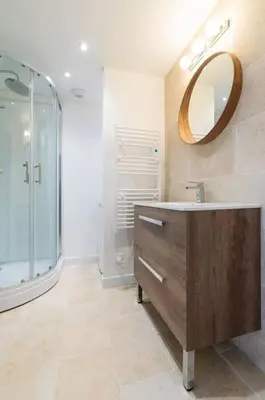 Salle de bains dans l'établissement Appartement Meuse & Mono, en hyper centre