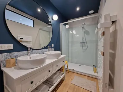 Salle de bains dans l'établissement Le Nid du Chardonnay