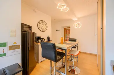 Cuisine ou kitchenette dans l'établissement l'Entracte, enjoy a 3 stars break in Sedan