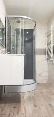 Salle de bains dans l'établissement Appartement au rez-de-chaussée avec jardin privé