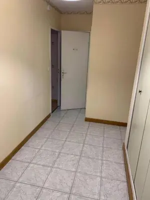 Plan de l'établissement Reims centre-ville -au1er étage avec 2 chambres - 6 personnes
