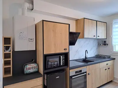 Cuisine ou kitchenette dans l'établissement Camden - Extérieur et parking