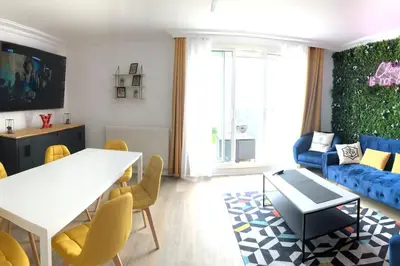Coin salon dans l'établissement Camden - Extérieur et parking