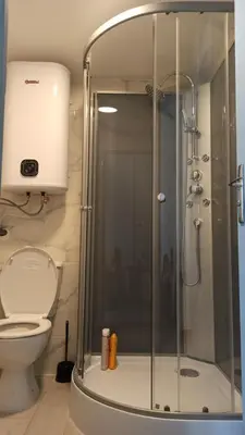 Salle de bains dans l'établissement Maisonnette entière et privée, 600m de la gare