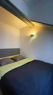 Un ou plusieurs lits dans un hébergement de l'établissement REIMS - Duplex au cœur du quartier Saint-Remi