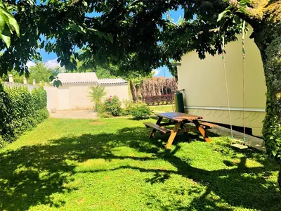 Jardin de l'établissement Gite du pommerat