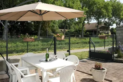 Jardin de l'établissement Le claujovin
