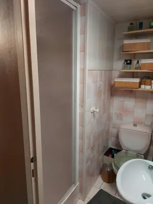 Salle de bains dans l'établissement chez Fred