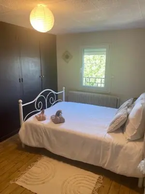Un ou plusieurs lits dans un hébergement de l'établissement Chez Mathilde et Gaby, chambre d'hôtes