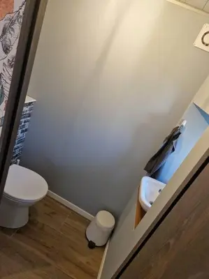 Salle de bains dans l'établissement Gîte de l'étoile, 6 pers. spacieux avec extérieur