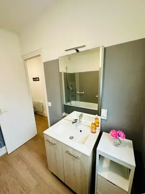 Salle de bains dans l'établissement Le Petit Gambetta