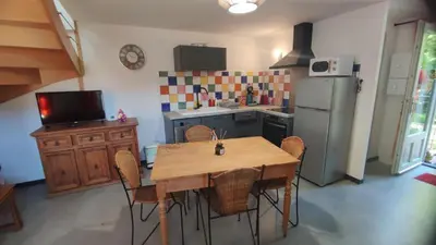 Cuisine ou kitchenette dans l'établissement La chaira