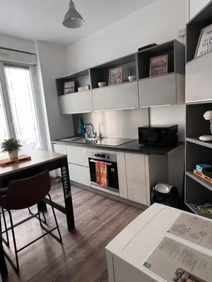 Cuisine ou kitchenette dans l'établissement Le Noé : hyper centre d’Epernay