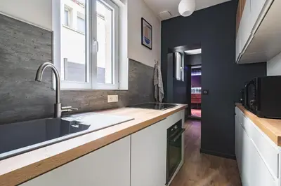 Cuisine ou kitchenette dans l'établissement Art Déco Lesage & Spa