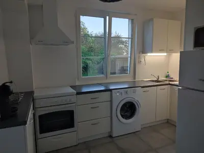 Cuisine ou kitchenette dans l'établissement La petite maison