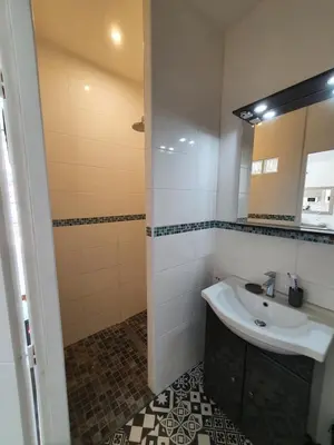 Salle de bains dans l'établissement Studio de l'hôtel de ville
