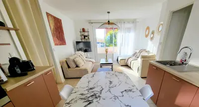 Cuisine ou kitchenette dans l'établissement Bienvenue chez ANOUK