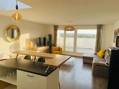 Cuisine ou kitchenette dans l'établissement Harmonieux/Bezannes/Pkg Privé