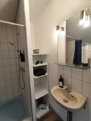 Salle de bains dans l'établissement Le Faubourg, proche gare et commerces