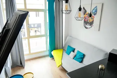 Télévision ou salle de divertissement dans l'établissement Grand studio hyper centre de Saint Quentin