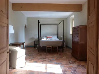 Un ou plusieurs lits dans un hébergement de l'établissement Manoir du Plessis au Bois