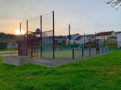 Aire de jeux pour enfants de l'établissement Le Spanorama; gîte premium