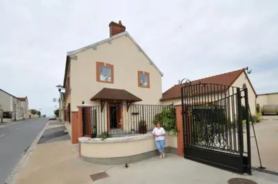 Quartier de la villa ou autre quartier proche