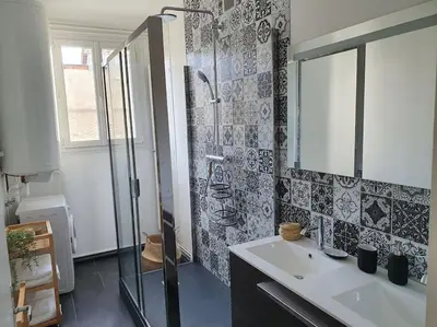 Salle de bains dans l'établissement Suite Forum Vue Imprenable