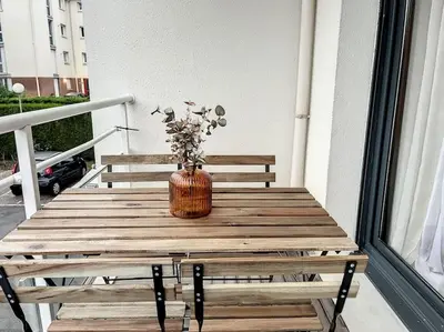 Balcon ou terrasse dans l'établissement Le Julia - Neuf - Gare et garage