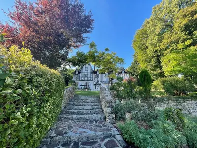 Jardin de l'établissement Le Manoir de Sainte-Aulde