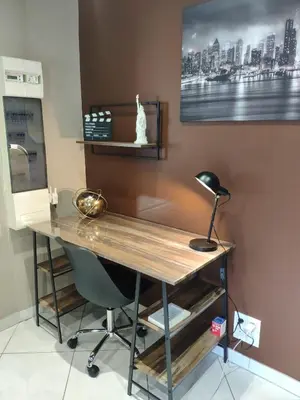 Cuisine ou kitchenette dans l'établissement LE MANHATTAN Authentique maison climatisée 78 m2